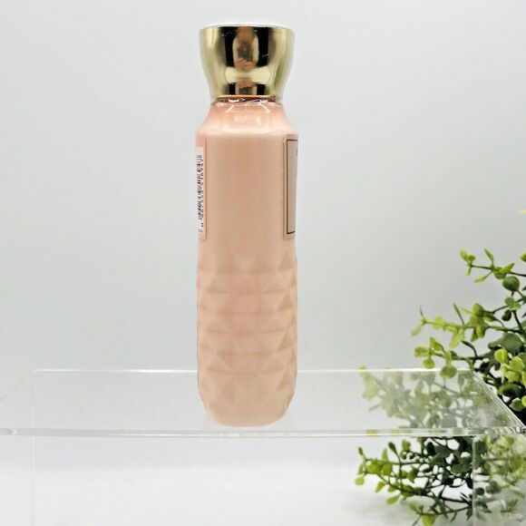Bath & Body Works Lotion Champagne Toast Moisture Skin Beauty 8 OZ - Picture 2 of 4
